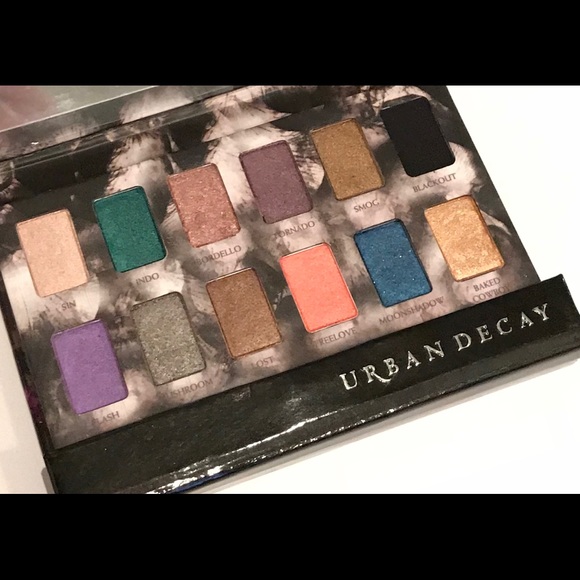 Urban Decay Other - FINAL💯Urban Decay Eyeshadow-shadow box collection